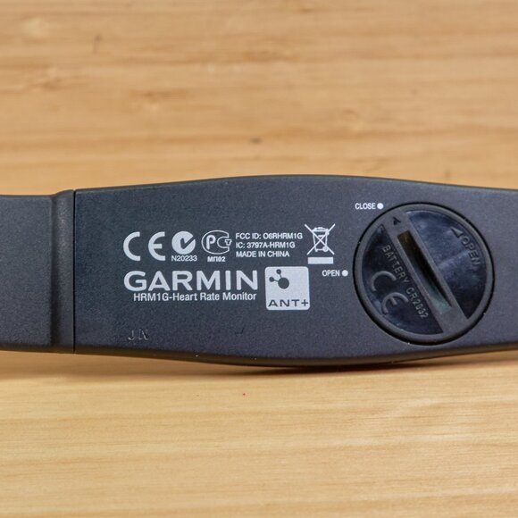 Garmin Forerunner 305, Waterproof Running GPS, with Heart Rate Monitor - Picture 5 of 5